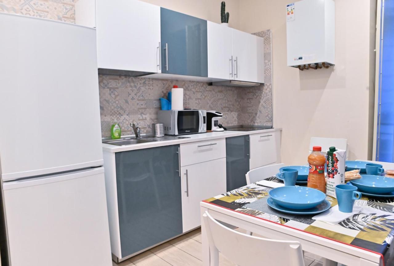 ナポリ Perlablu In Centro Bed & Breakfast エクステリア 写真